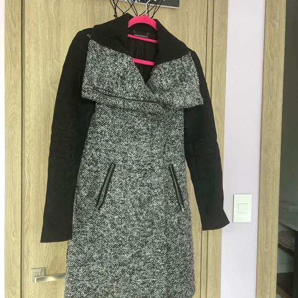 Diane von Furstenberg Lulu Wool Coat in size 2 - Picture 2 of 4